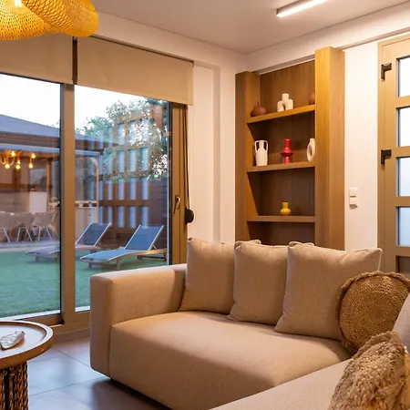 Nous Luxury * Skála Sotíros