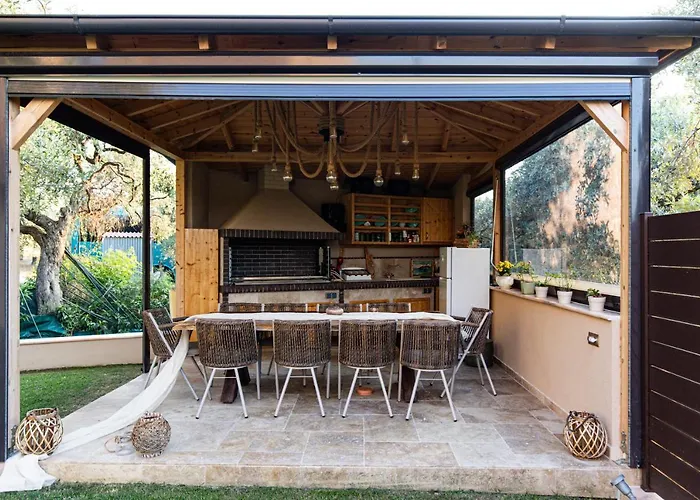 Nous Luxury * Skála Sotíros