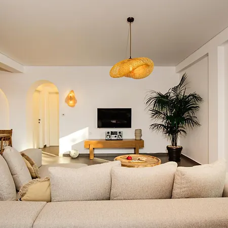 Nous Luxury Apartman *
