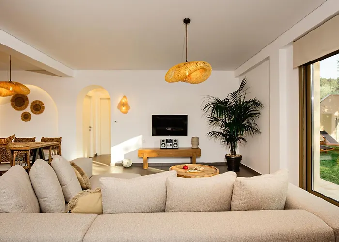 Nous Luxury דירה *