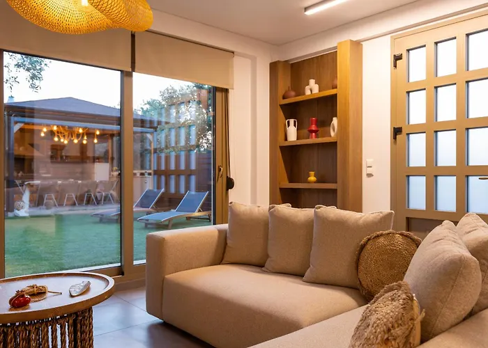 Nous Luxury * סקאלה סוטירוס