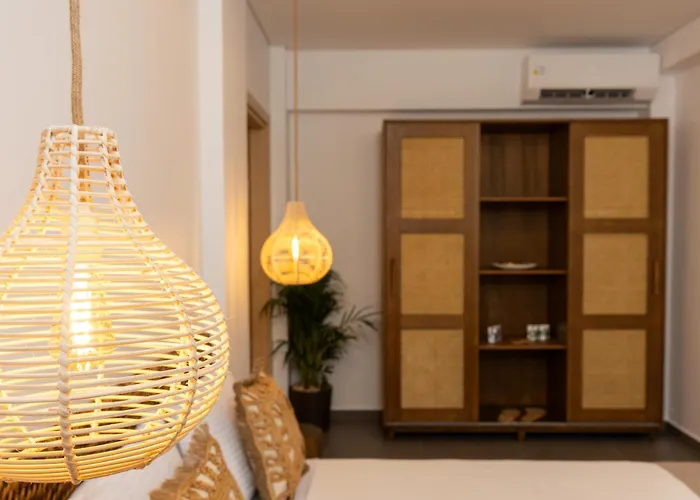 Nous Luxury סקאלה סוטירוס