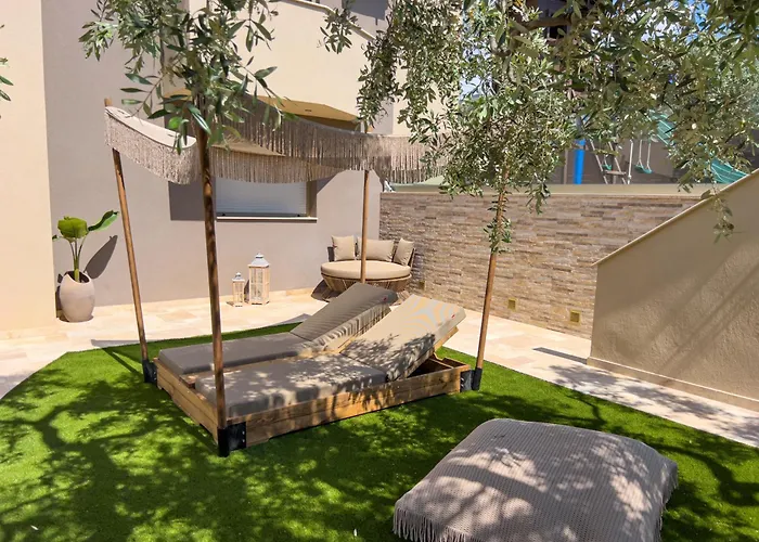 Nous Luxury Apartman *